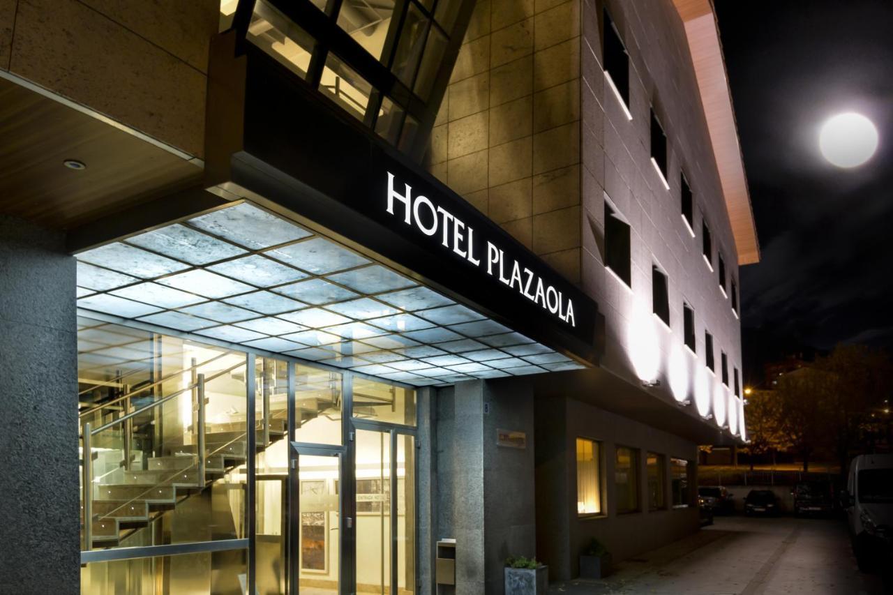 Hotel Plazaola Irurtzun Kültér fotó