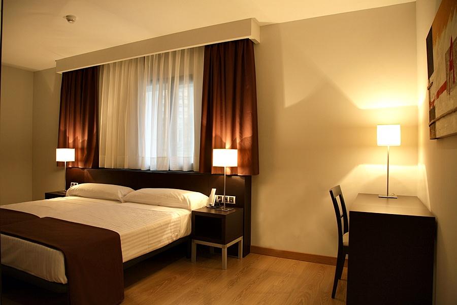 Hotel Plazaola Irurtzun Kültér fotó